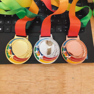 z6180697246667-3804649c45b916385d265872e66be615